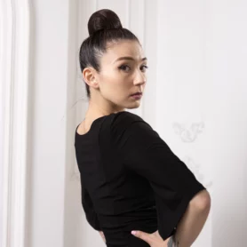 Блуза для бальных танцев модель 1026 и юбка для стандартной программы 1021 Freestyle Dance вид сзади