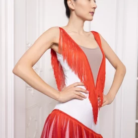 Деталь сукні для стандарту 698 з бахромою та декоративним вирізом спереду